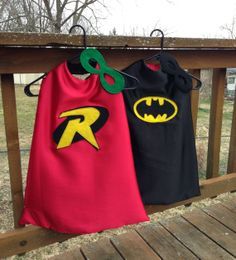 CAPA Y ANTIFAZ DE SUPER HEROES ROBBIN
