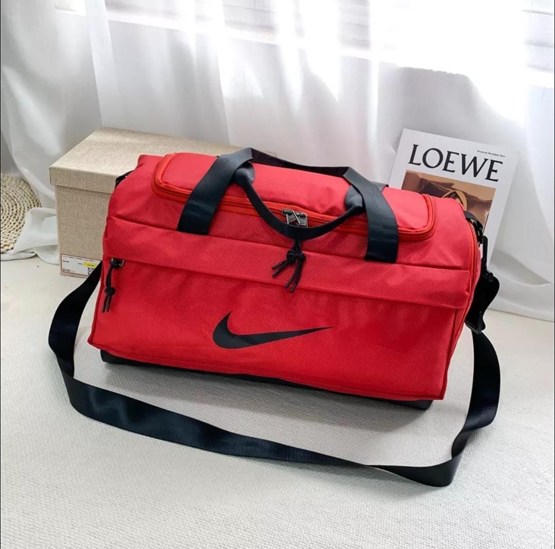 MALETA PARA GYM NIKE ROJO