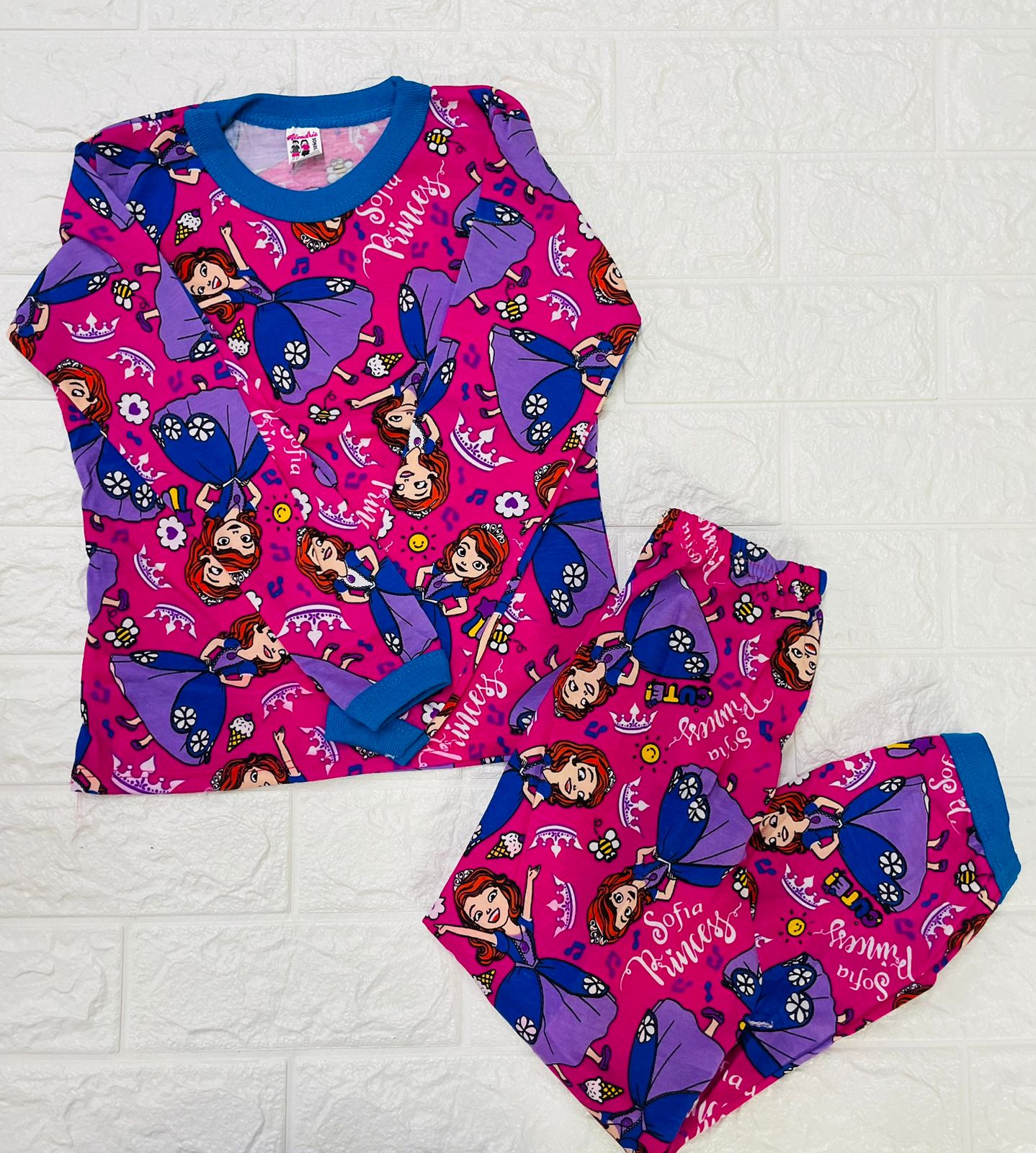PIJAMA NIÑA PERSONAJES PRINCESITA SOFIA CH