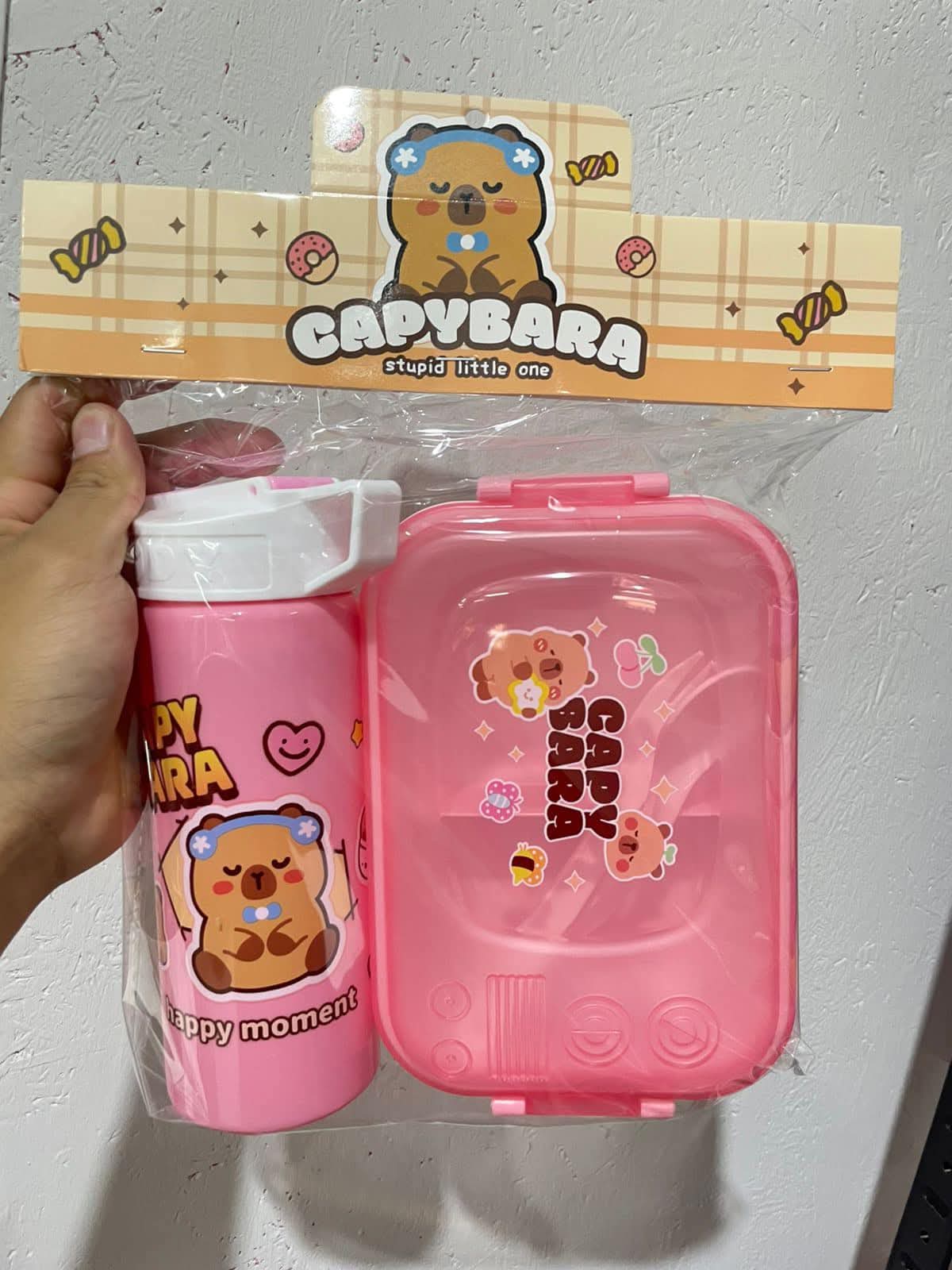 SET LONCHERA CON VASO CAPIBARA RECTANGULAR NIÑA