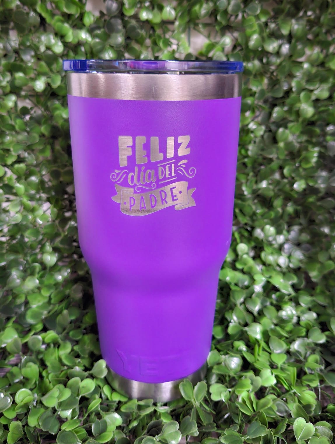 YETI DIA DEL PADRE 30 OZ MORADO