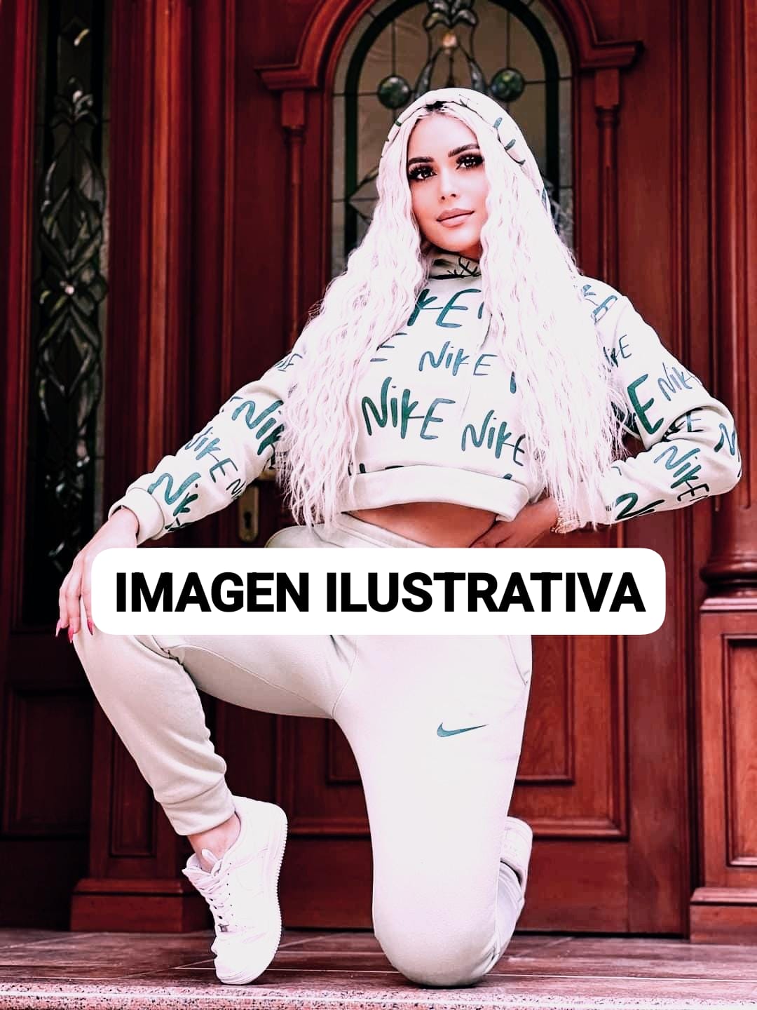 CONJUNTO SUDADERA CORTA NIKE BLANCO