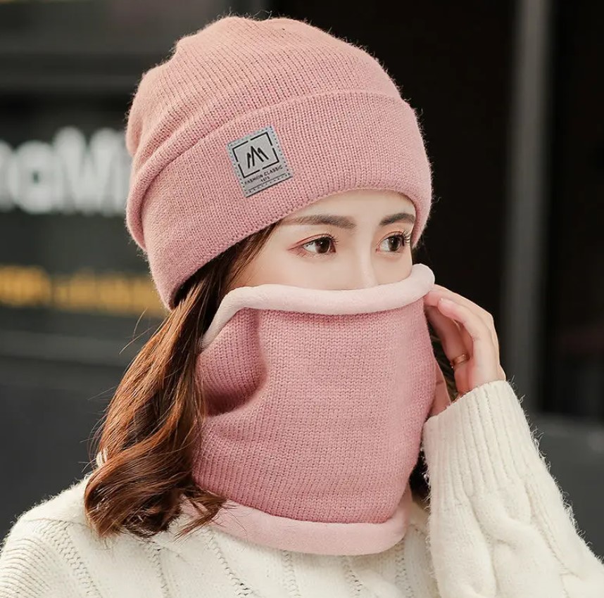 GORRO CON BUFANDA FASHION ROSA