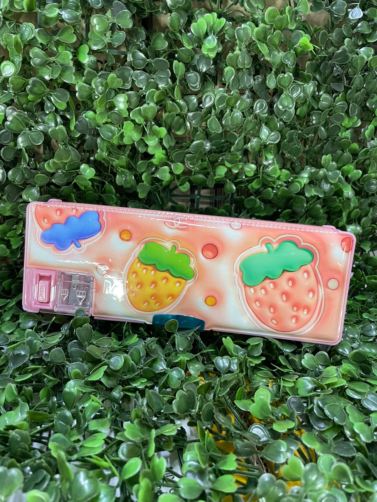 LAPICERA 3D CON SACAPUNTAS FRESA