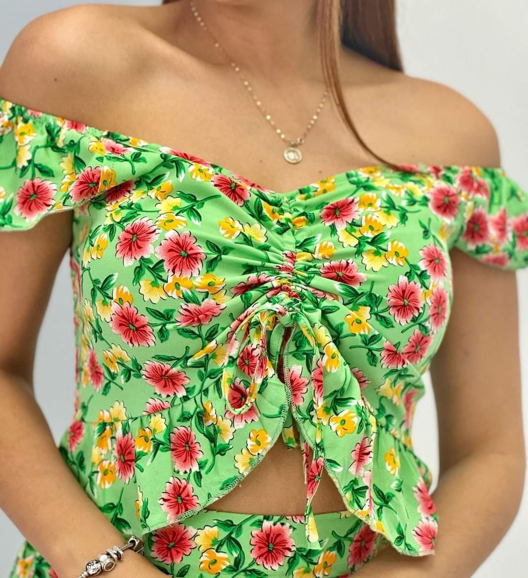 FALDA Y TOP FLOREADO VERDE