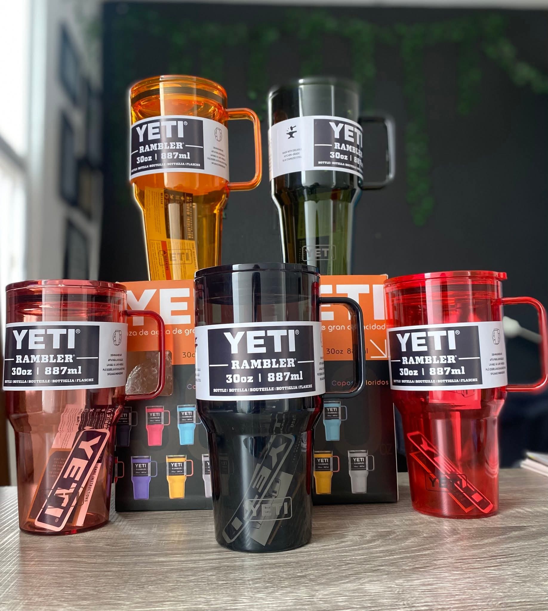 TERMO YETI 30 OZ TRANSPARENTE