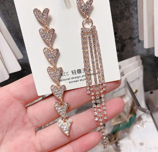 ARETES LARGOS CORAZON DIAMANTES