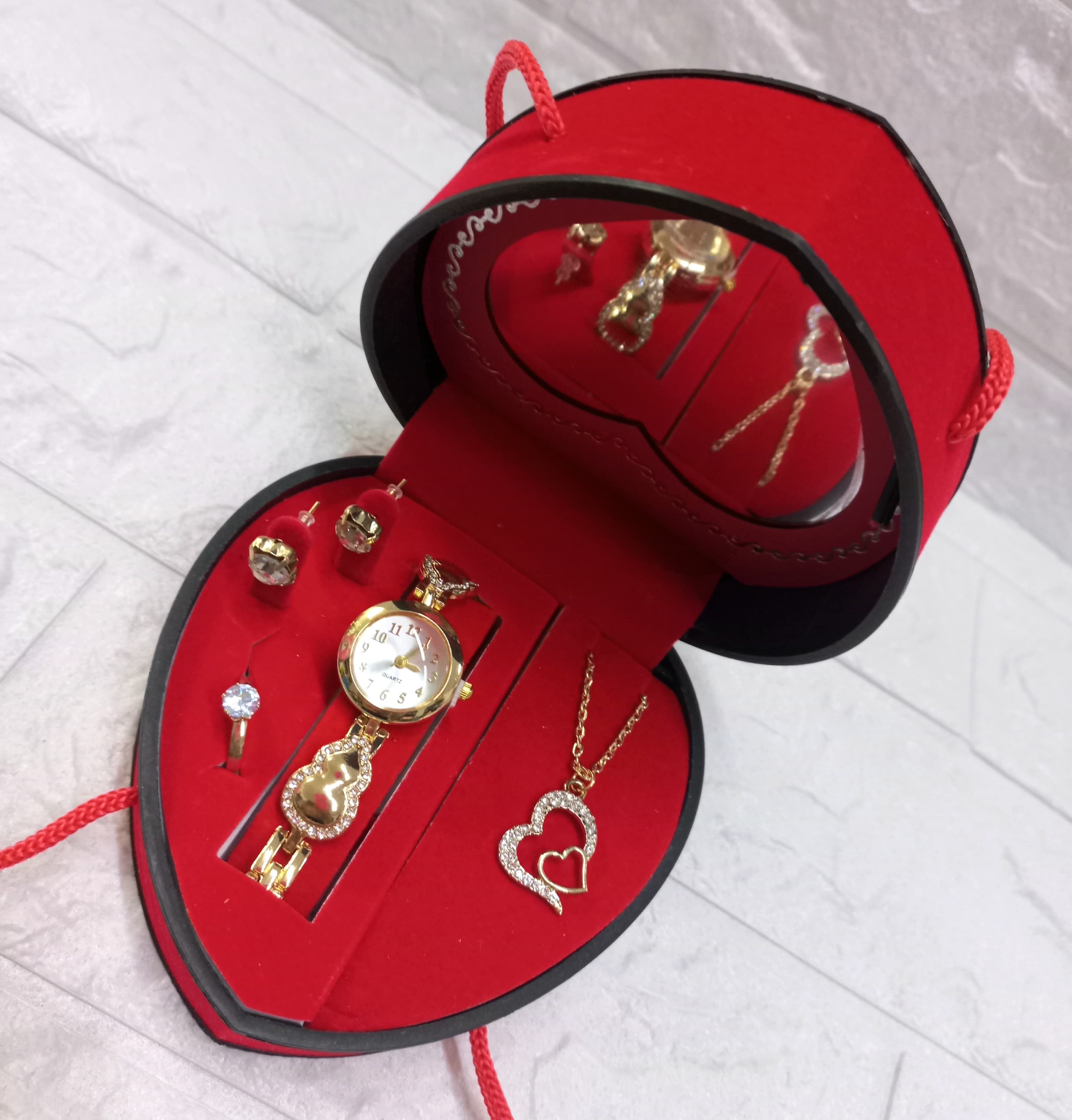 JOYERIA ESTUCHE CORAZON DOBLE 4