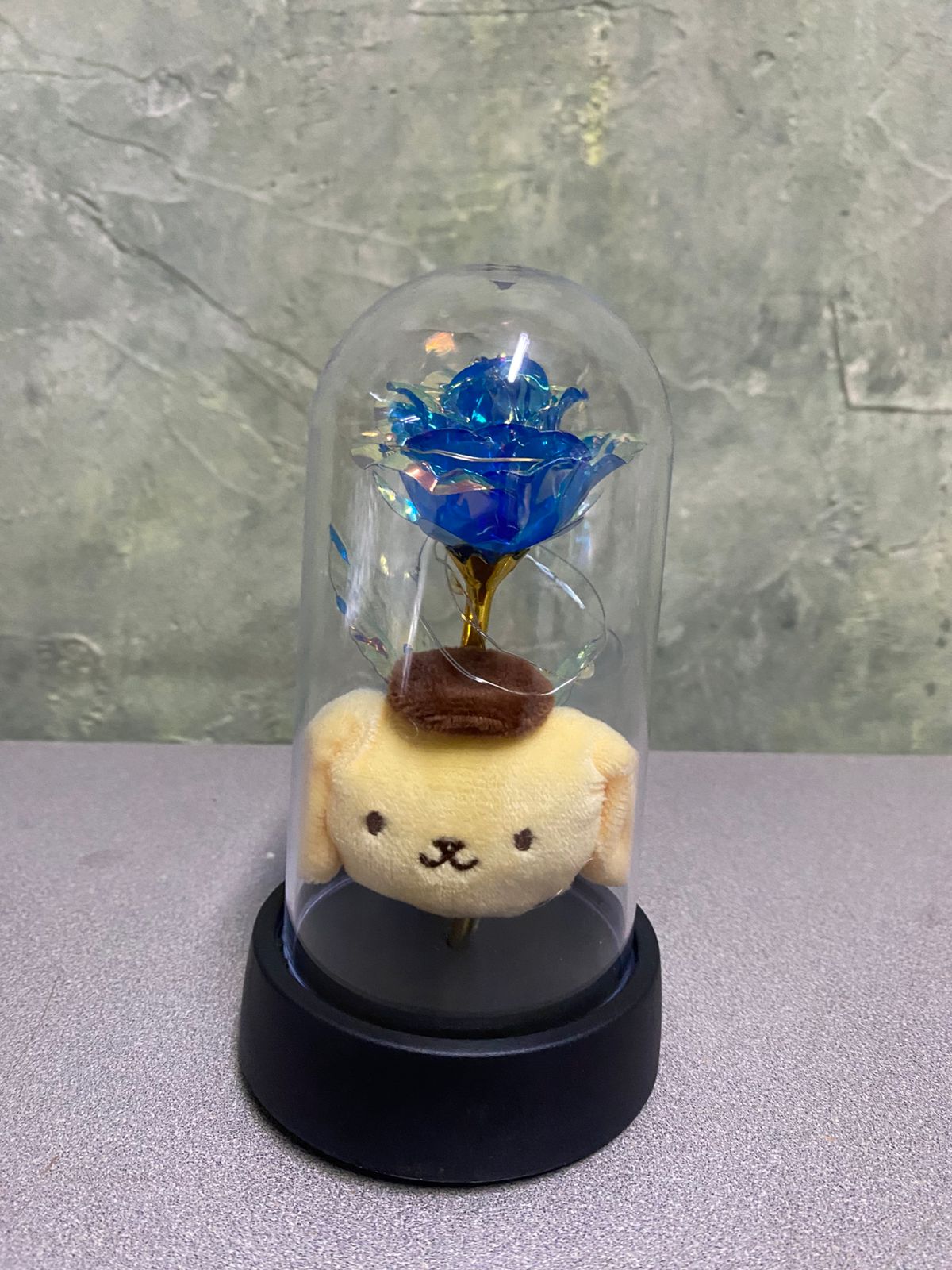 ROSA ETERNA PERSONAJES POMPOMPURIN