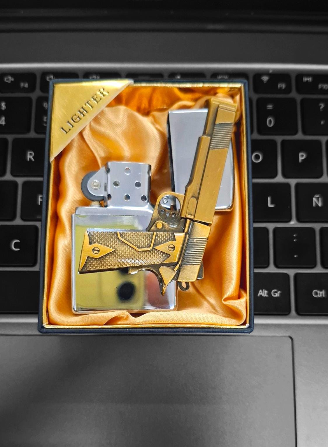 ENCENDEDOR PISTOLA CAJA PREMIUM PLATEADO