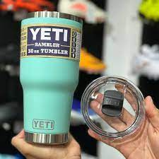 YETI 20OZ CON AGARRADERA TURQUESA