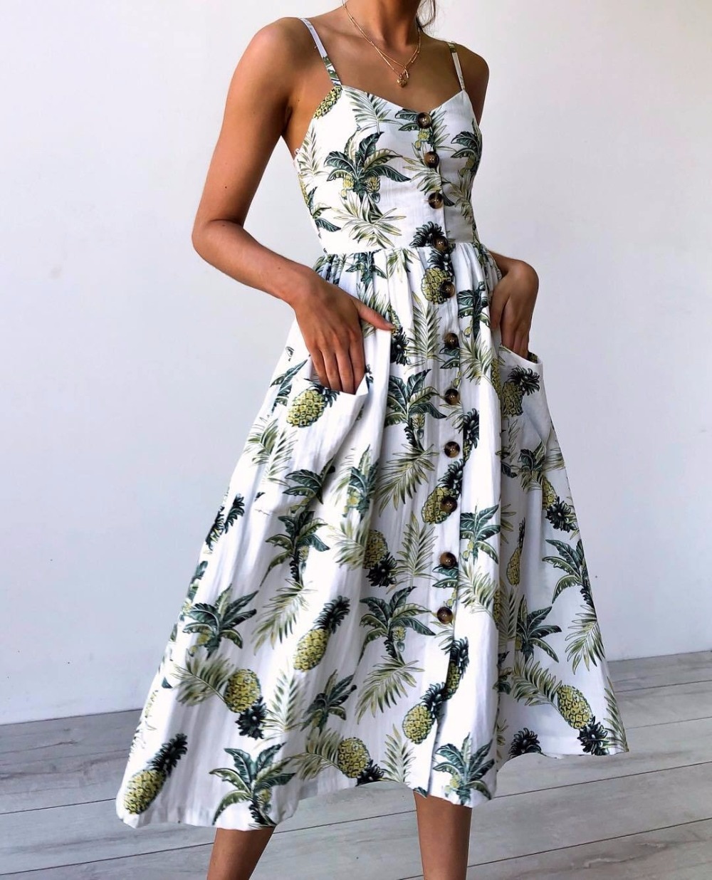 VESTIDO BLANCO CON PIÑAS 2XL