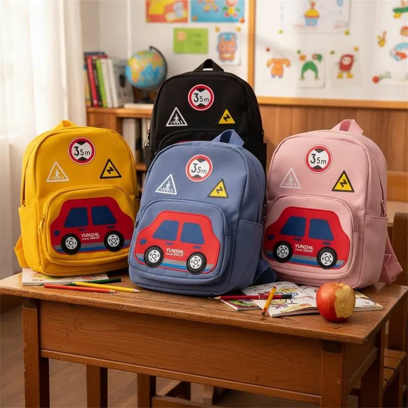 MOCHILA PARA NIÑOS BORDADO CARRITO