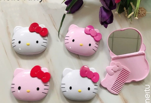 ESPEJO CON PEINE PORTATIL HELLO KITTY