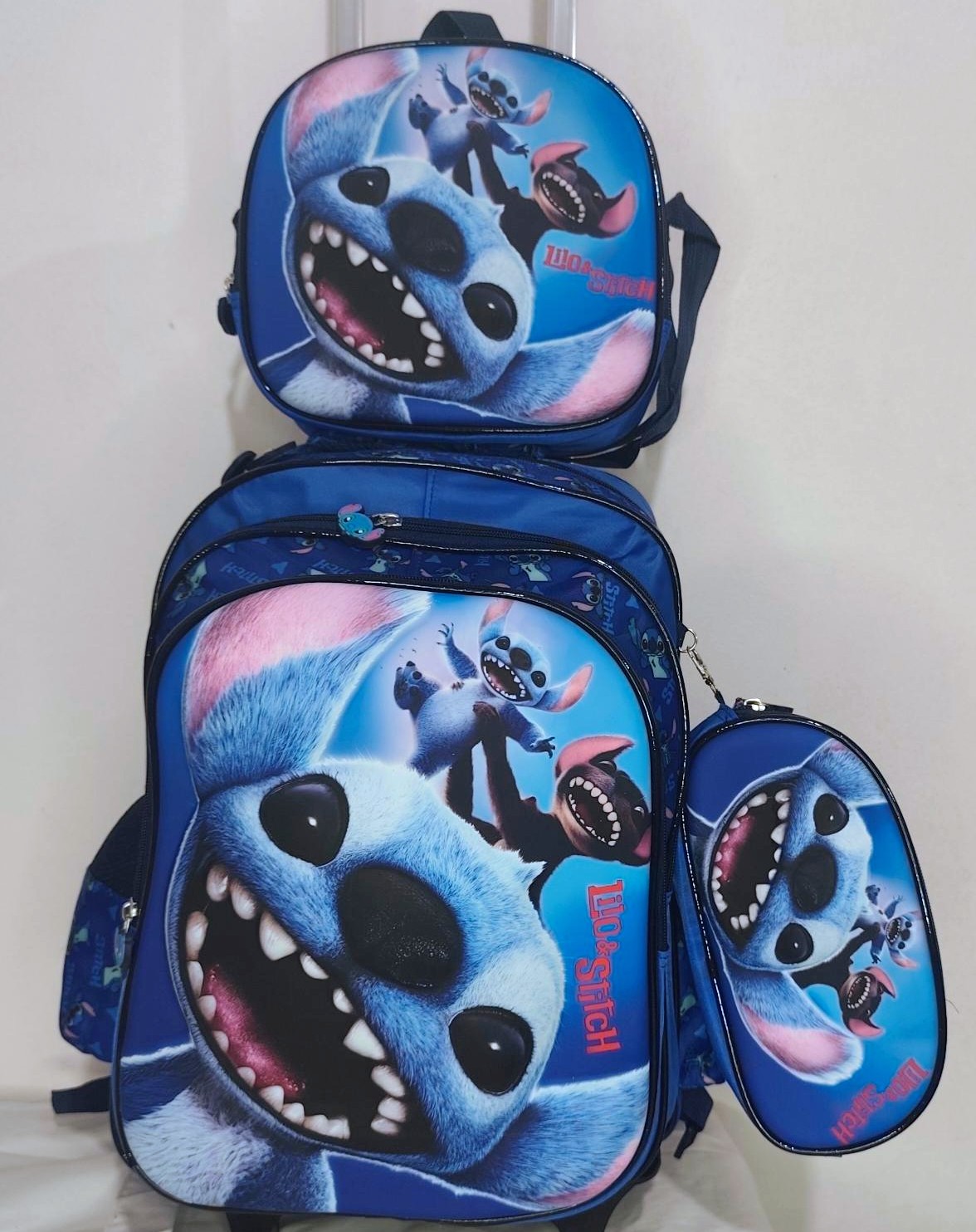 COMBO MOCHILA CON LUZ STITCH #918