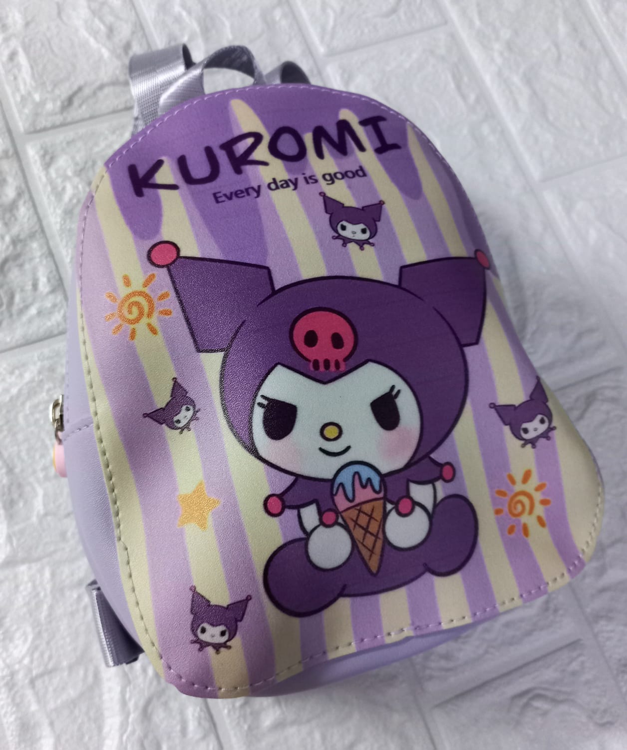 MINI MOCHILA SANRIO KUROMY MORADO