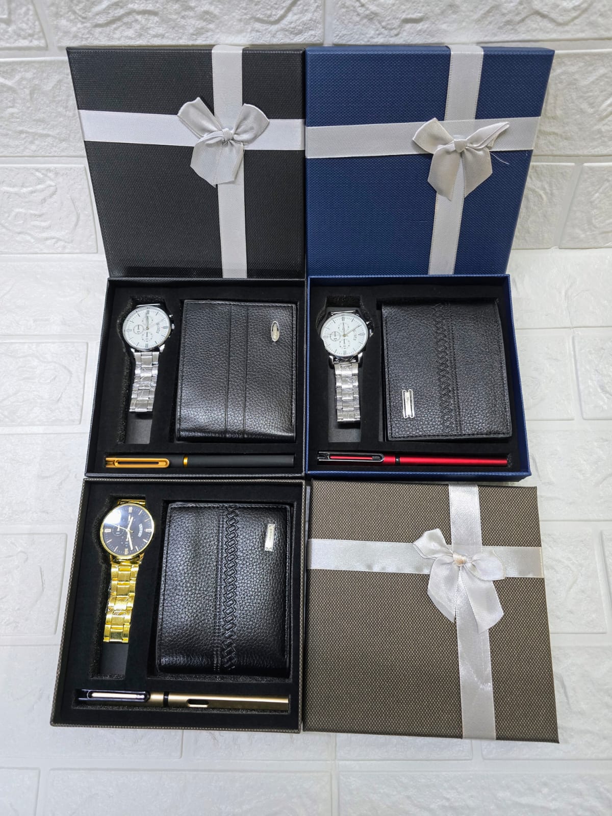 SET CABALLERO CARTERA, PLUMA Y RELOJ METALICO