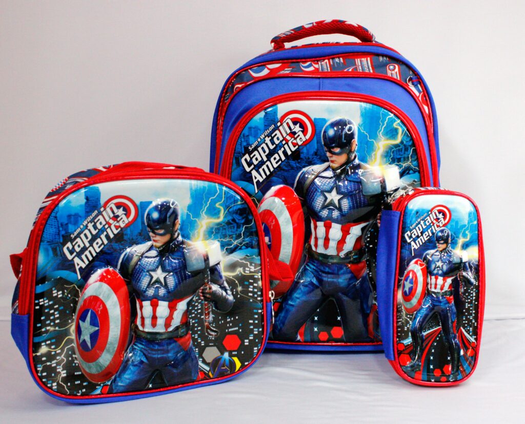 COMBO MOCHILA CON LUZ CAP. AMERICA #327