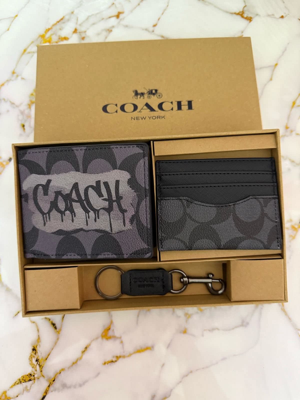 TRIO CARTERA COACH CABALLERO 16