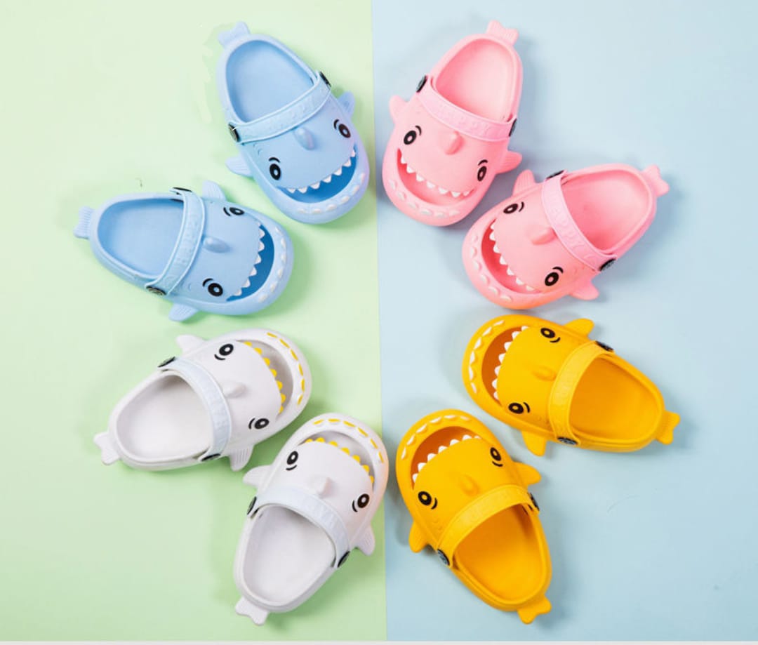SANDALIAS DE TIBURON PARA NIÑOS