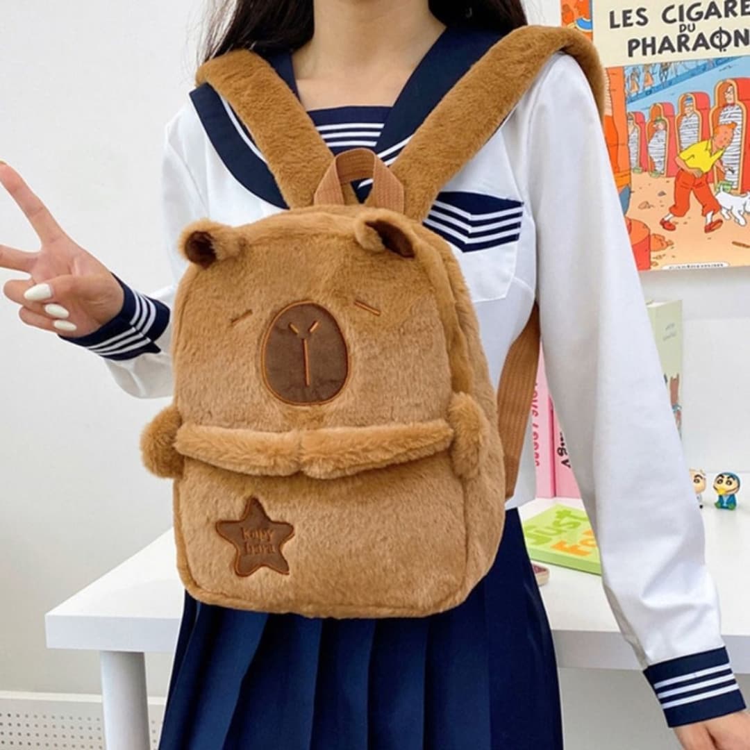 MOCHILA CAPIBARA CAFE #095