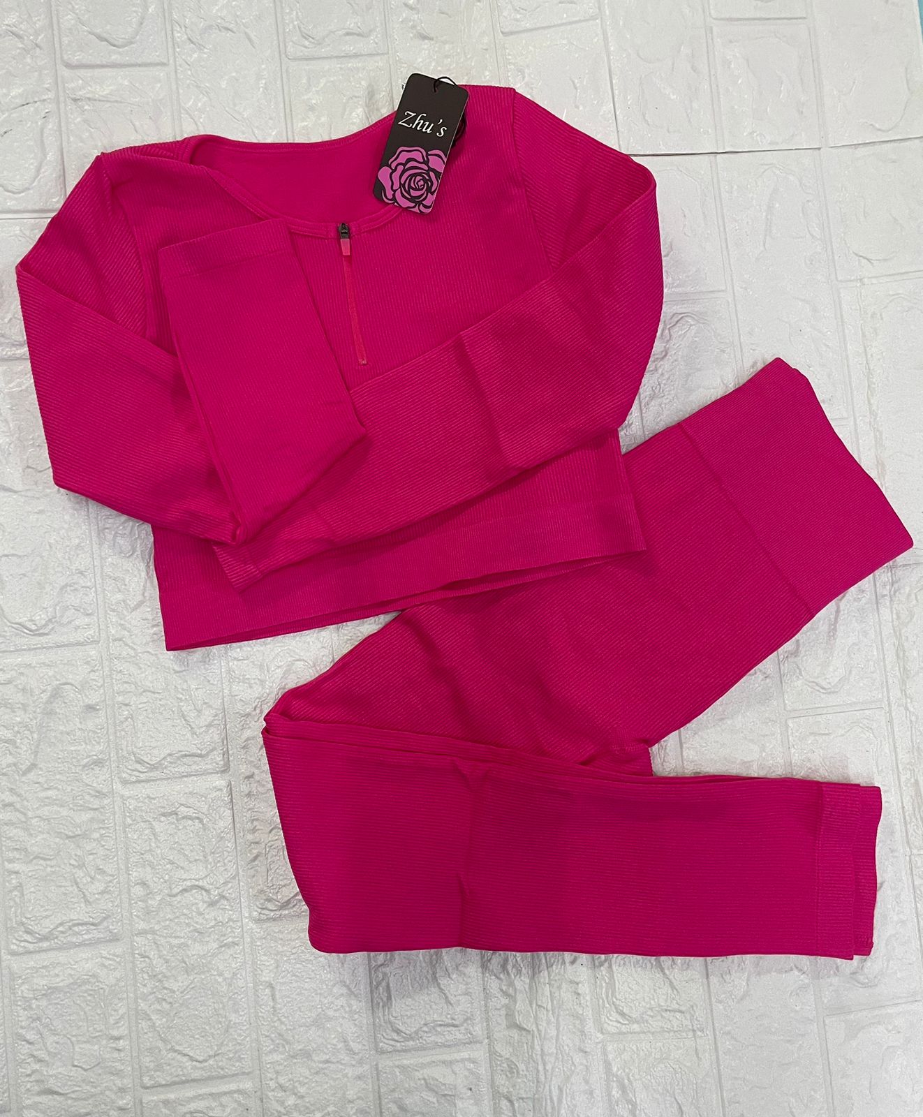 CONJUNTO 2PZ DAMA LYCRA ZHU FUCSIA L