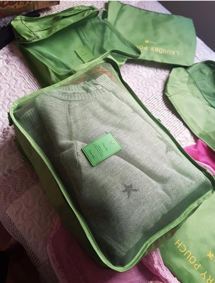 KIT BOLSA DE VIAJE 5 PIEZAS VERDE