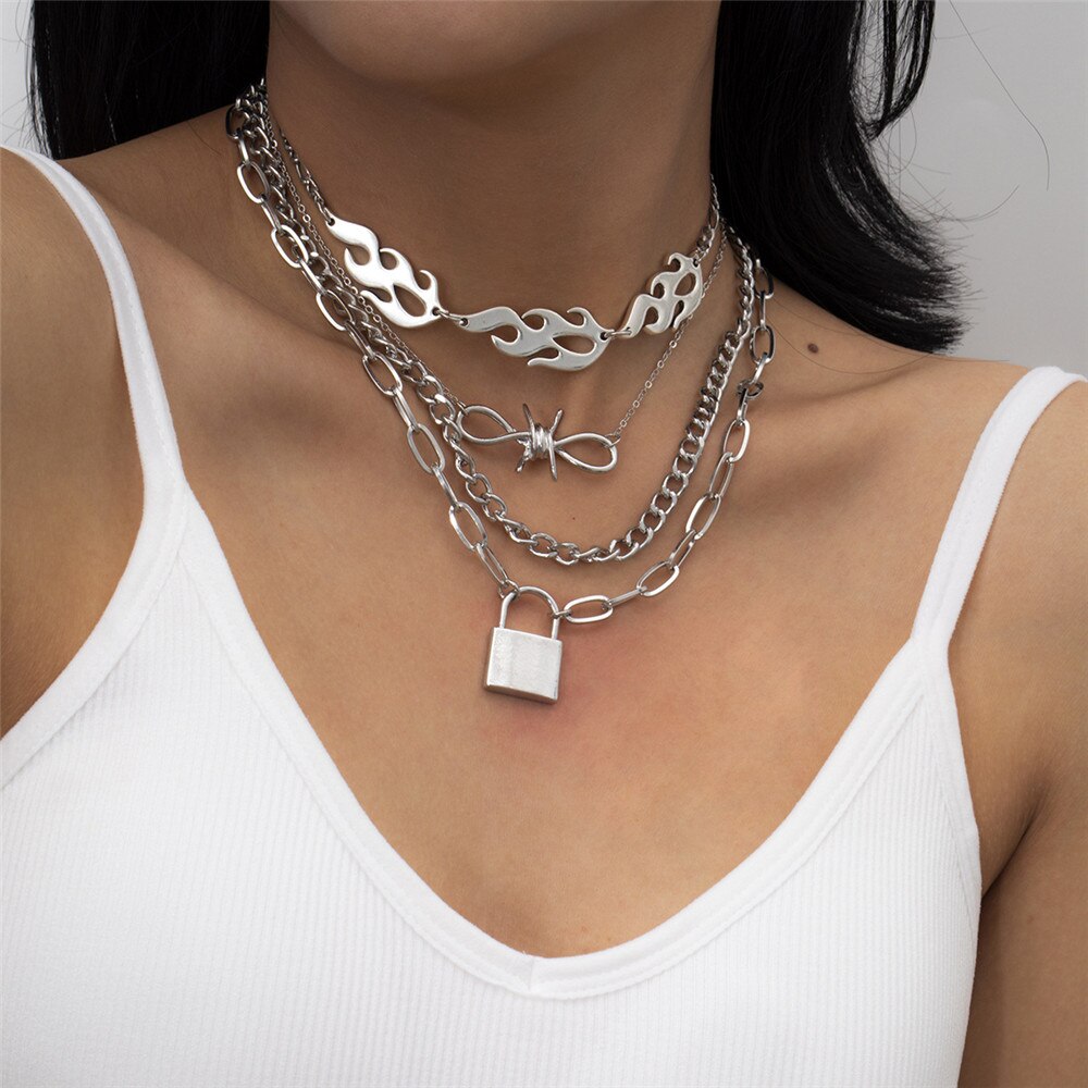 SET 4 COLLARES GRUNGE