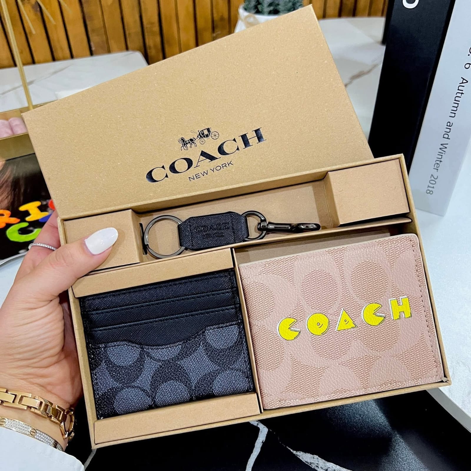 TRIO CARTERA COACH CABALLERO 3