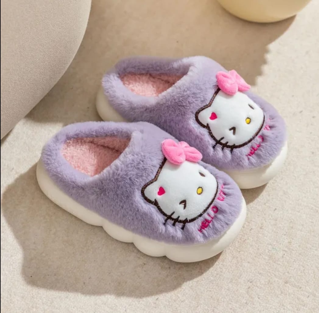 PANTUFLA DE HELLO KITTY MORADA (32-33)