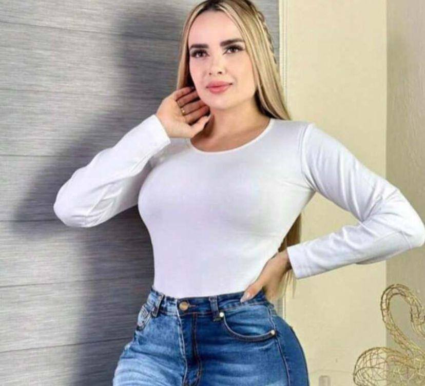 BLUSA TERMICA CUELLO REDONDO BLANCA 10PZ