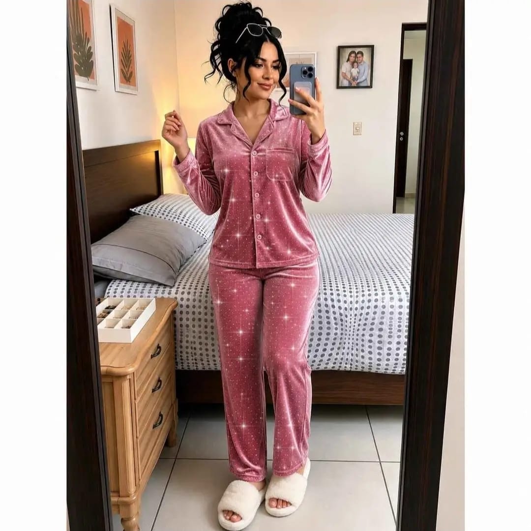 CONJUNTO PIJAMA CON BRILLOS PREMIUM