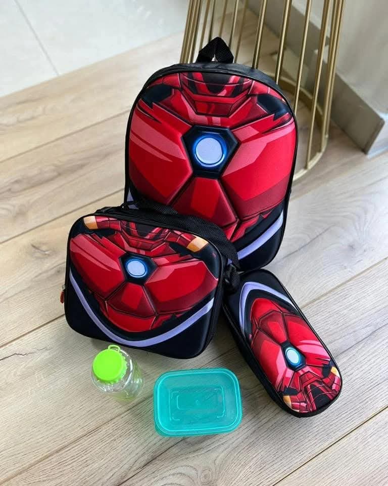 COMBO MOCHILA SUPERHEROES #6161