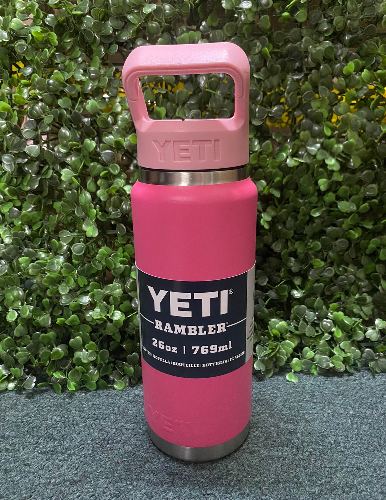 YETI RUMBLER 26 OZ ROSA
