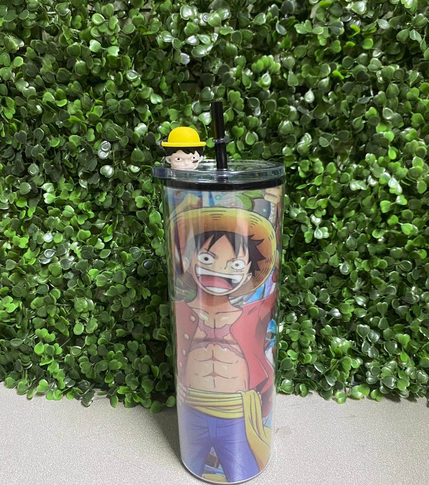 TERMO PERSONAJE LUFFY