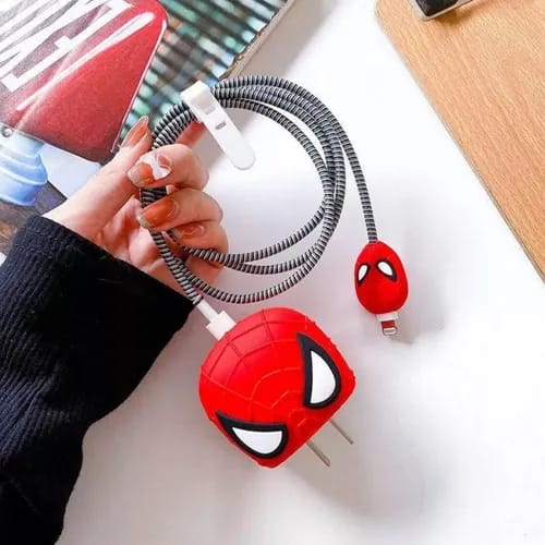 PROTECTOR PERSONAJES CARGADOR SPIDERMAN
